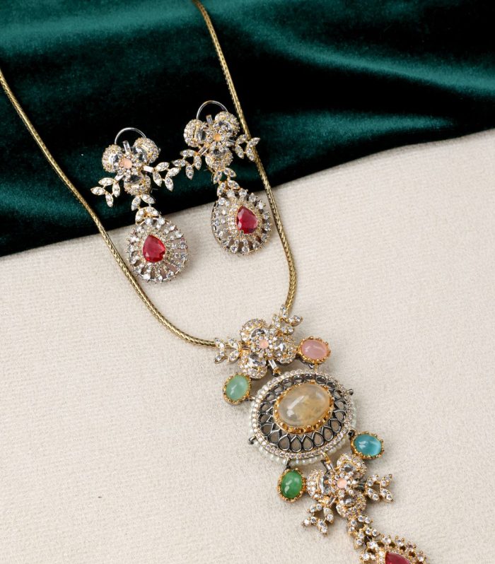Jharoka Vintage Pendant set
