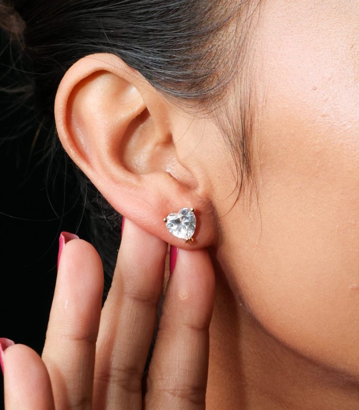 Lumis True Heart Solitaire Studs