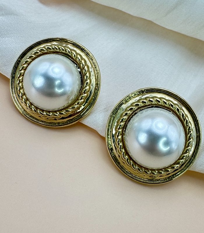 Lustre Pearl Studs