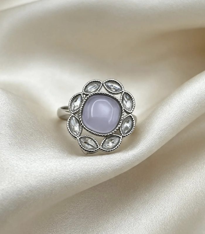 Regent Petal Ring