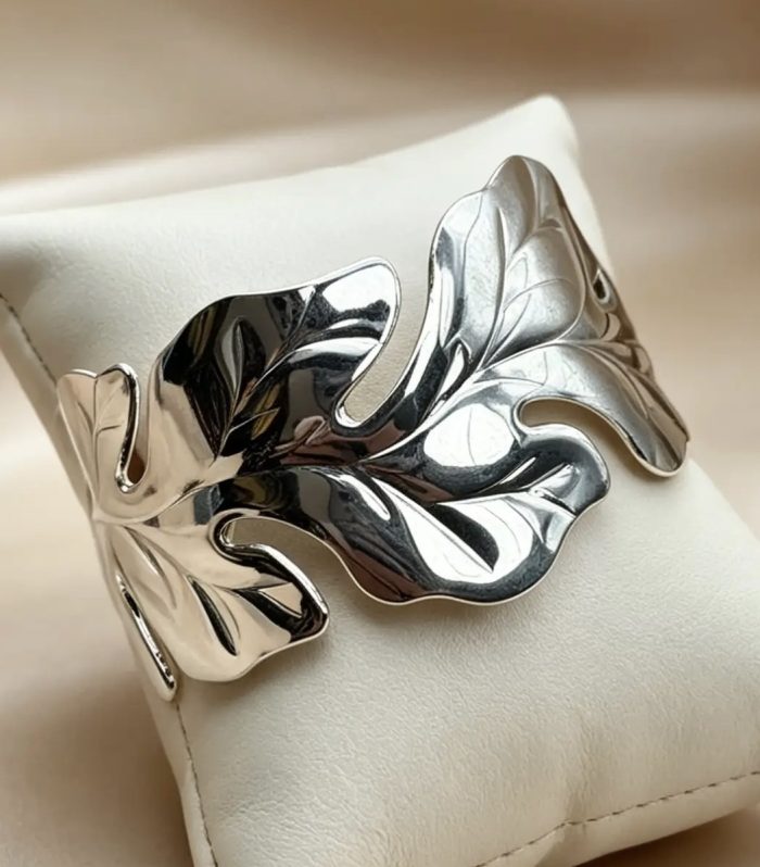 The Botanica leaf Cuff