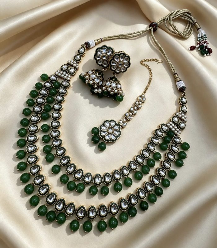 Zumrud Layered Kundan Set